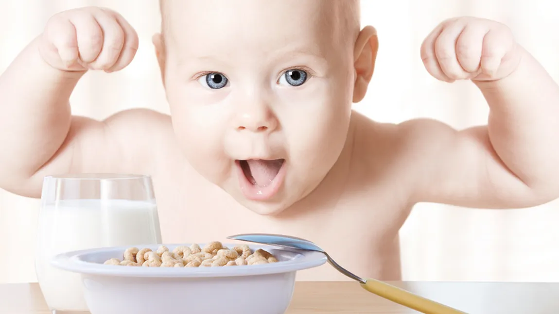 Mâncare pentru bebeluşi. Ghidul alimentelor pe grupe de vârstă