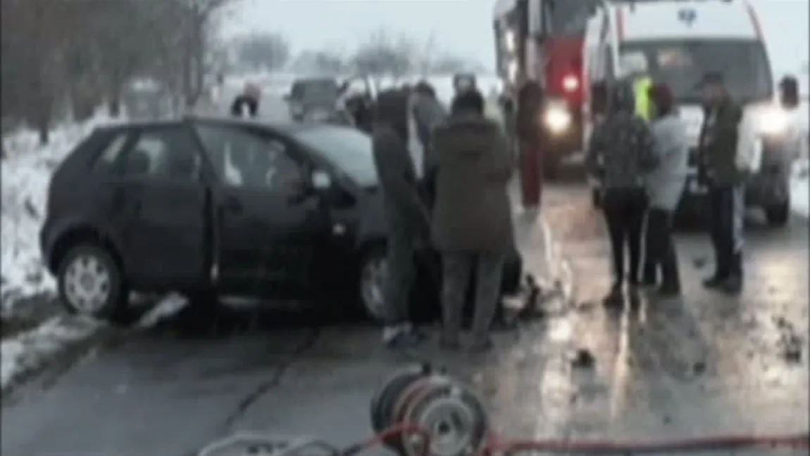 Accidente grave din cauza vremii. O femeie a murit pe loc, iar mai multe persoane au fost rănite