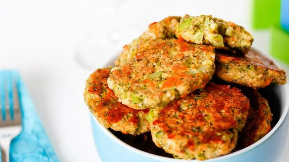 Chifteluţe cu broccoli şi brânză