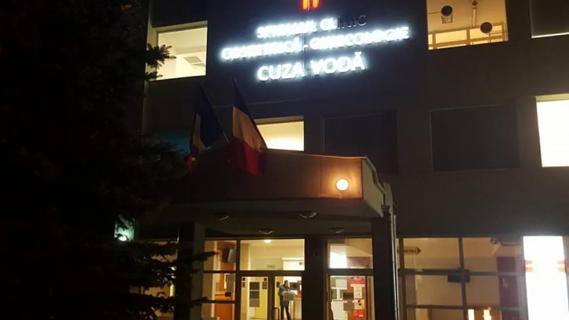 Paznic al maternităţii din Iaşi, bătut crunt de un bărbat care voia să-şi viziteze soţia, deşi spitalul e în carantină