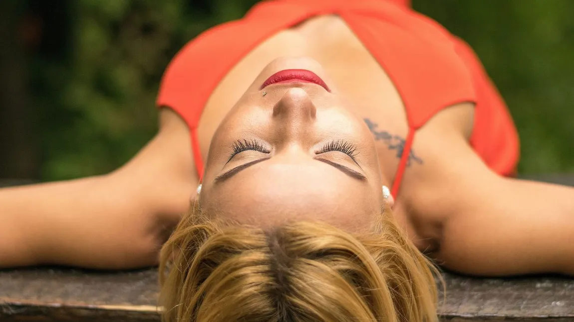Top 5 locuri in care femeilor le place sa fie atinse
