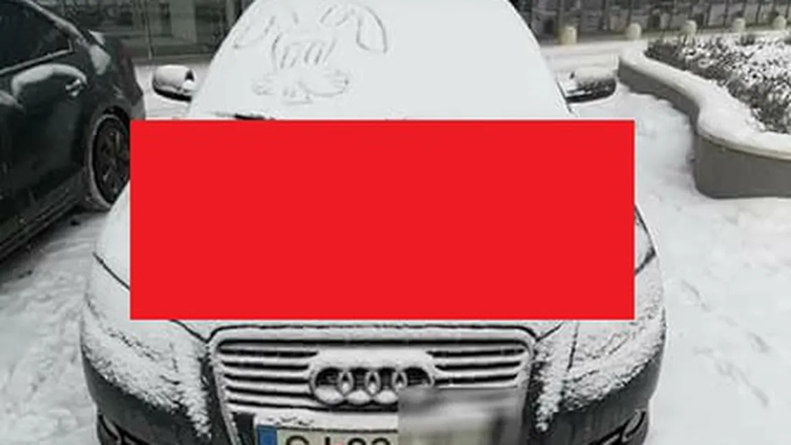 Incredibil ce mesaj a găsit un şofer pe maşină. Soţia lui şi-a făcut bagajul să plece de acasă FOTO