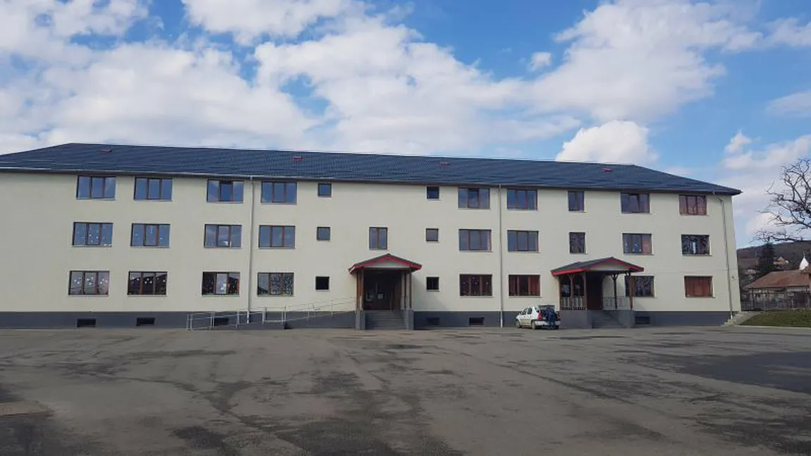 Hoţii au distrus o şcoală din Cluj. Au furat mai multe lucruri şi au lăsat în urmă un dezastru