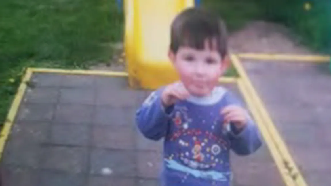 Un copil de 2 ani a dispărut de acasă. Zeci de jandarmi şi poliţişti din Cluj au fost mobilizaţi pentru căutări
