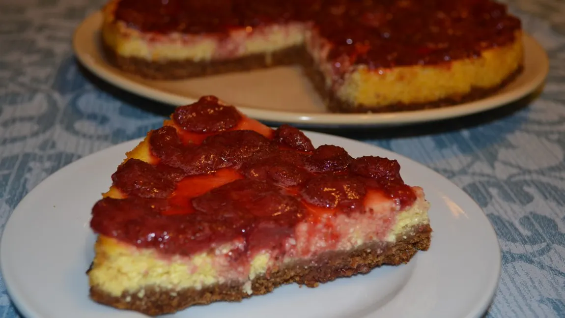 Reţete de Paşti: Cheesecake cu căpşune