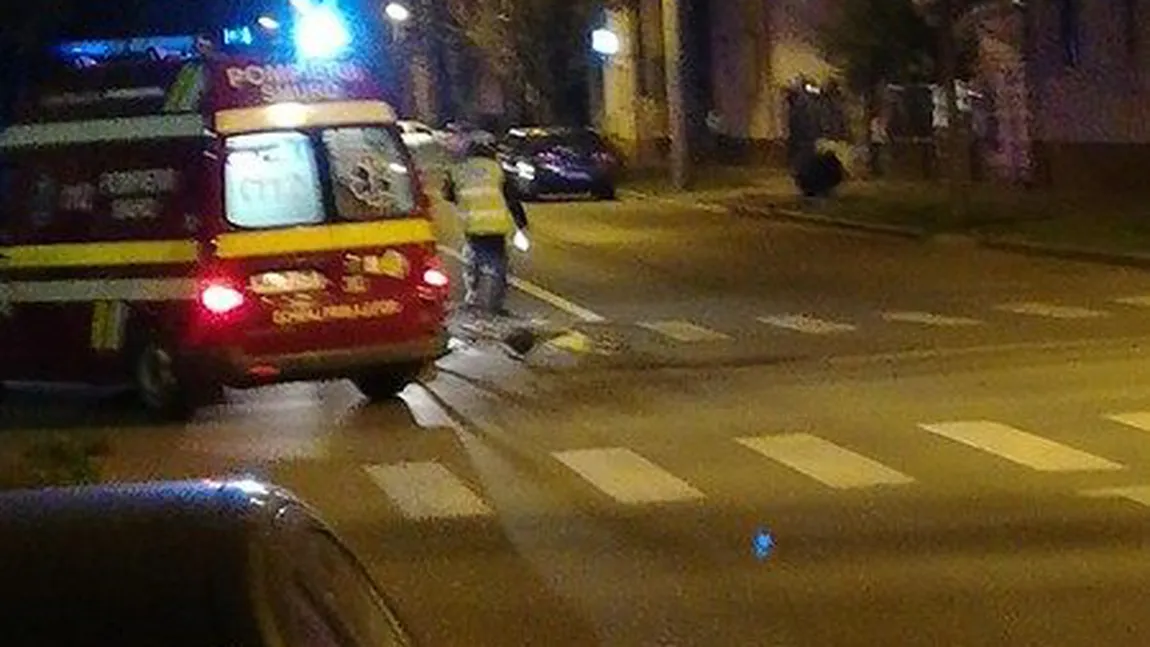 O nouă escrocherie face victime. Un bărbat se aruncă intenţionat în faţa maşinilor pentru a cere despăgubiri VIDEO