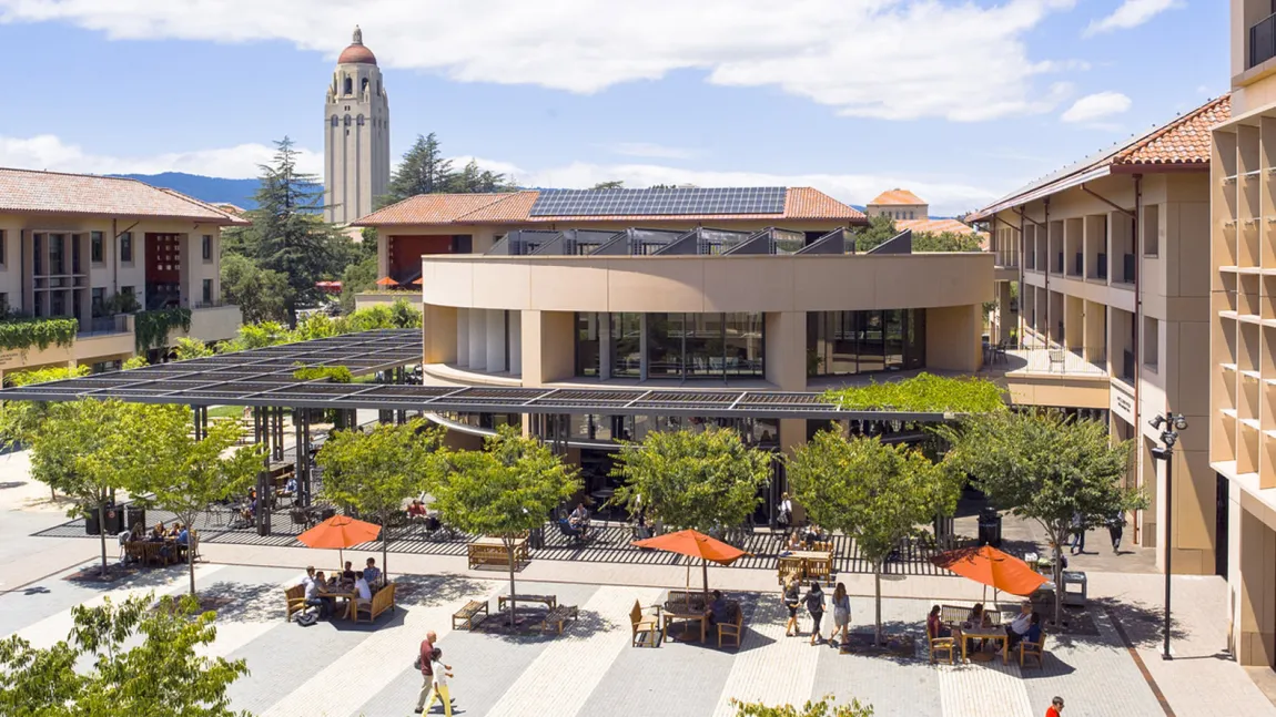 O româncă, bursieră în cel mai prestigios program de la Stanford