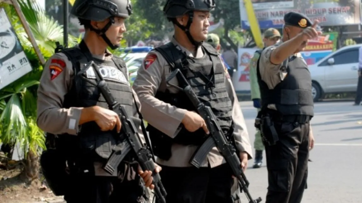 Atentate cu bombă în Indonezia. Mai multe persoane au fost ucise, zeci de oameni au fost răniţi. Statul Islamic loveşte din nou