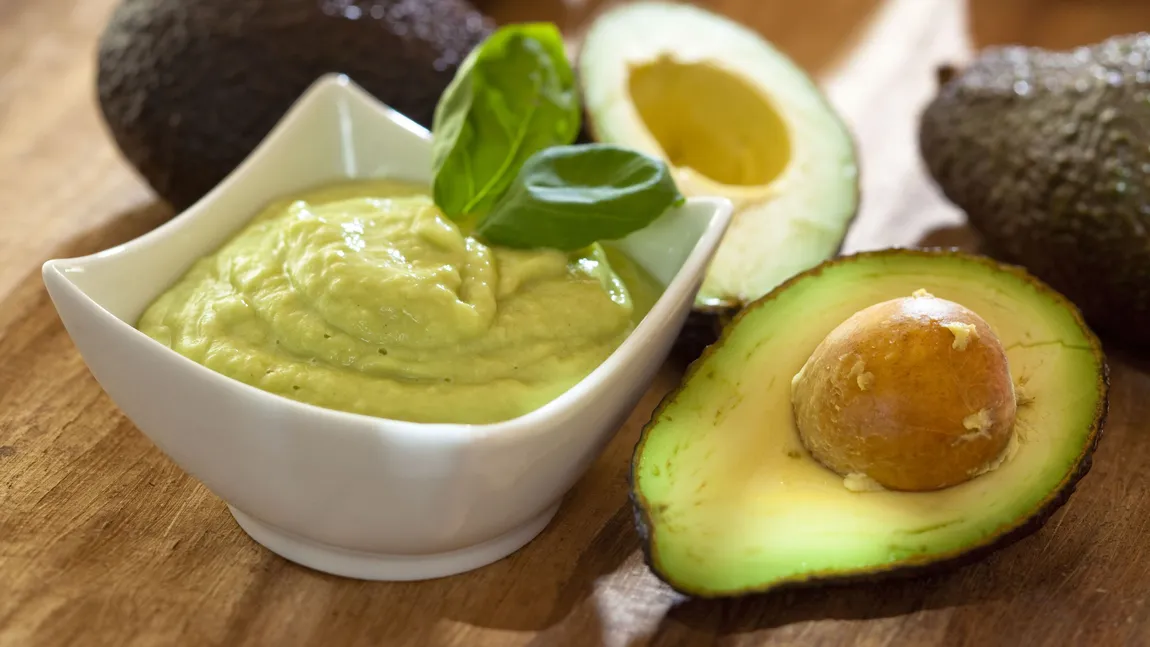 Motive pentru care să mănânci avocado. Beneficiile oferite de acest fruct