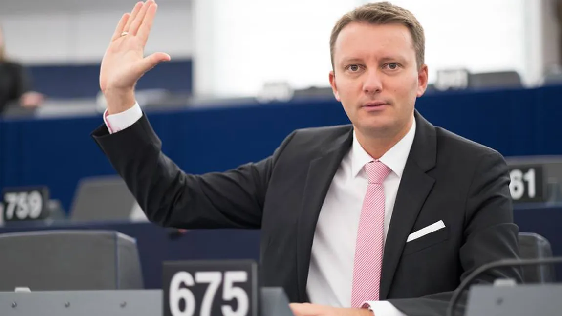 PMP îi cere lui Siegfried Mureşan să demisioneze din Parlamentul European, după ce acesta ar fi decis să se alăture PNL