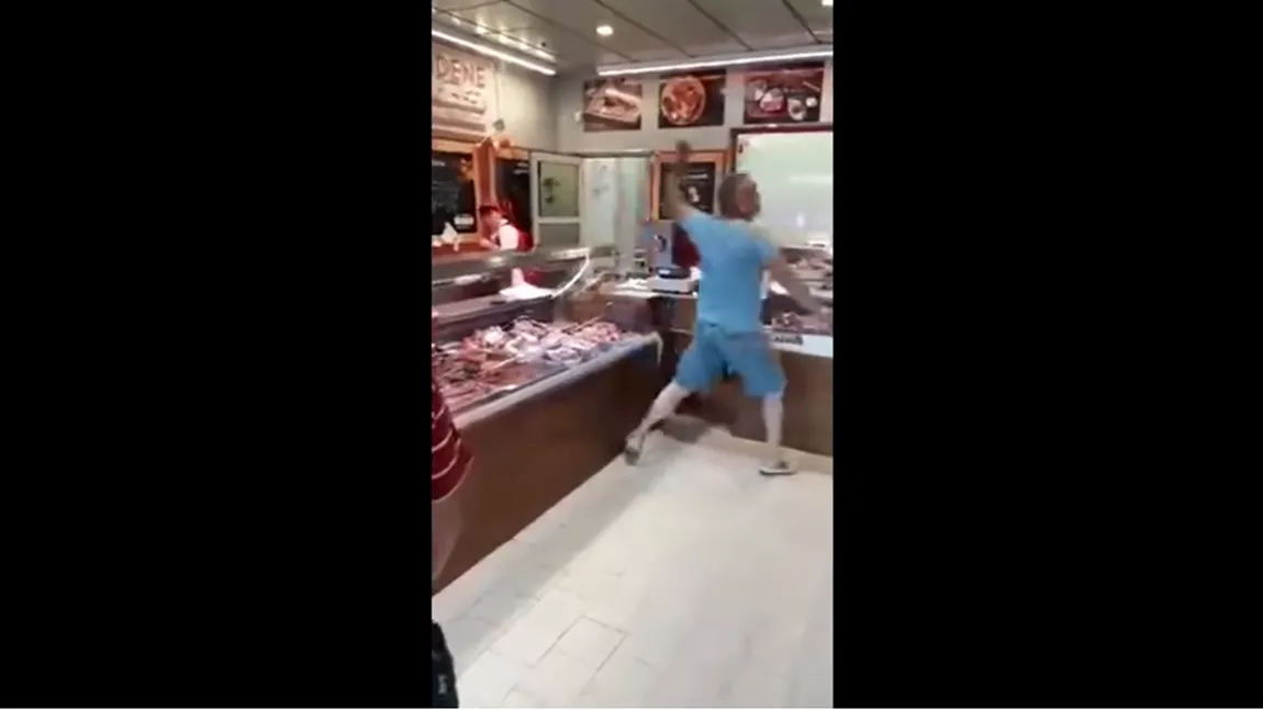 Bărbat cercetat penal după ce a făcut scandal la carmangerie, reclamând că i-a fost vândut şorici spălat cu detergent