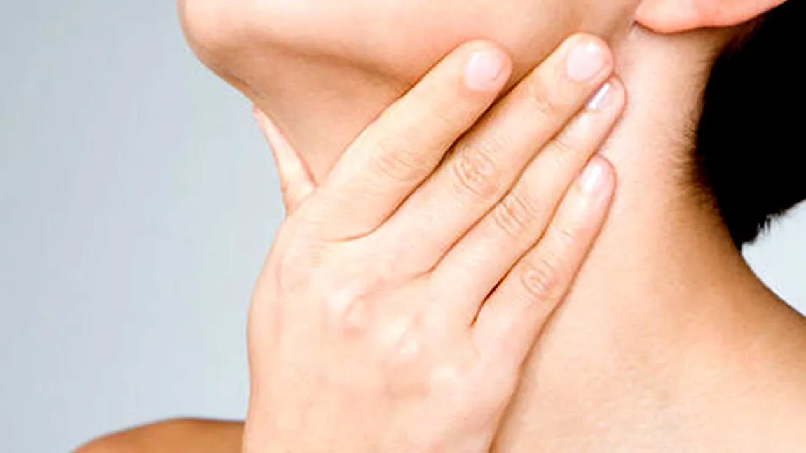 Ai gâtul inflamat? Remedii naturiste pentru durerile de gât