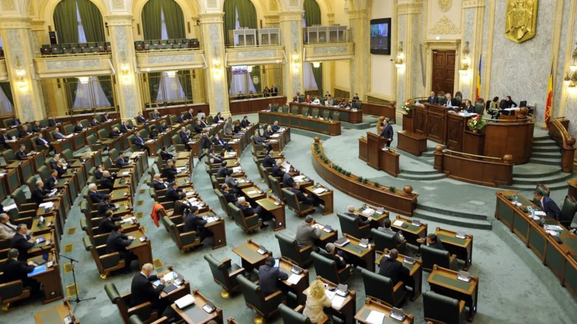 Legea 303 din 2004 privind statutul magistraţilor a fost adoptată pentru a treia oară de Senat