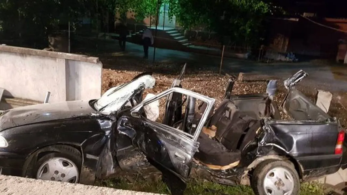 Accident cumplit în judeţul Sălaj. O mamă în vârstă de 19 ani şi copilul acesteia au murit pe loc