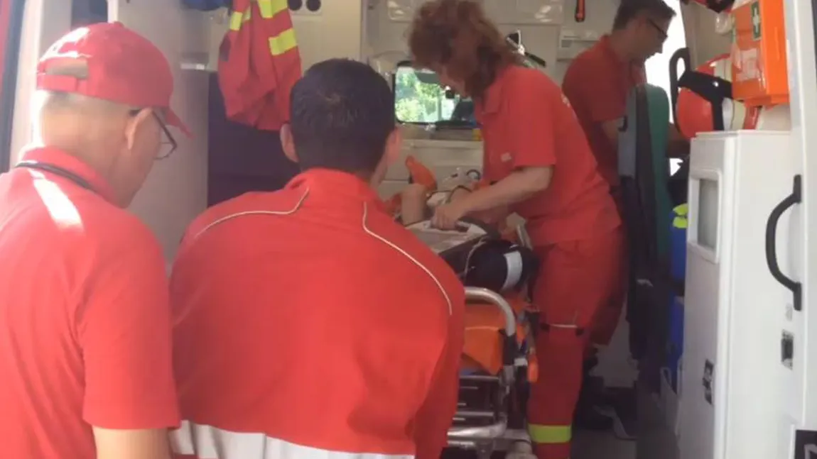 Caz grav la Bârlad: Un copil de aproape doi ani a căzut de la etajul 4