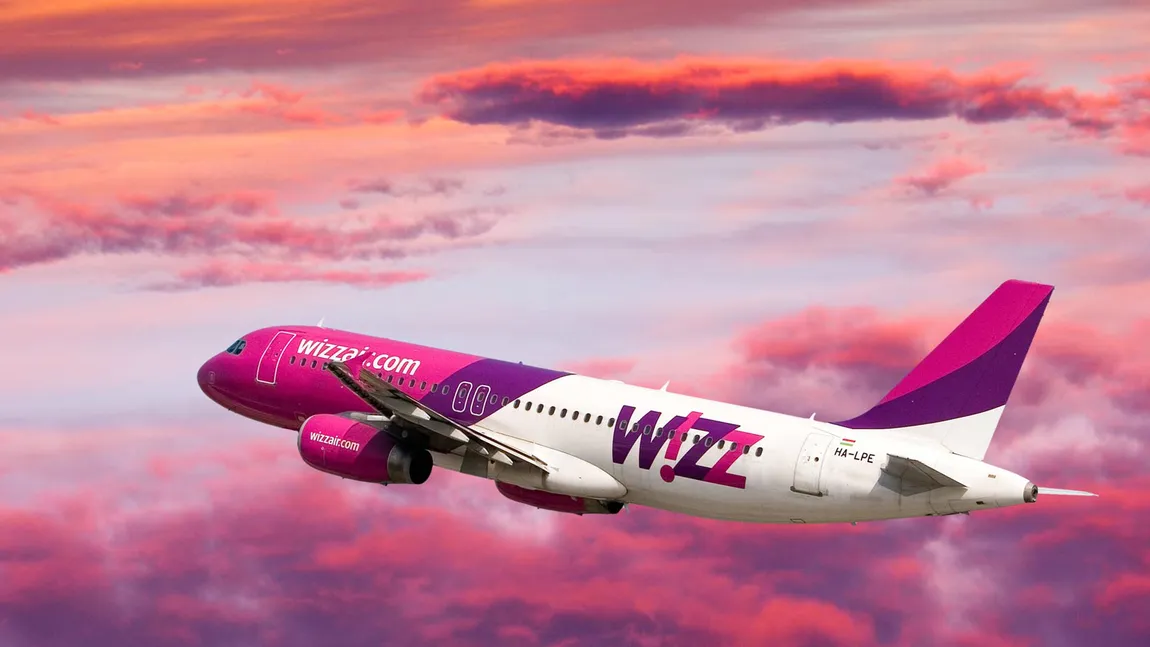 O cursă Wizzair s-a întors din drum după ce aeronava a lovit o pasăre