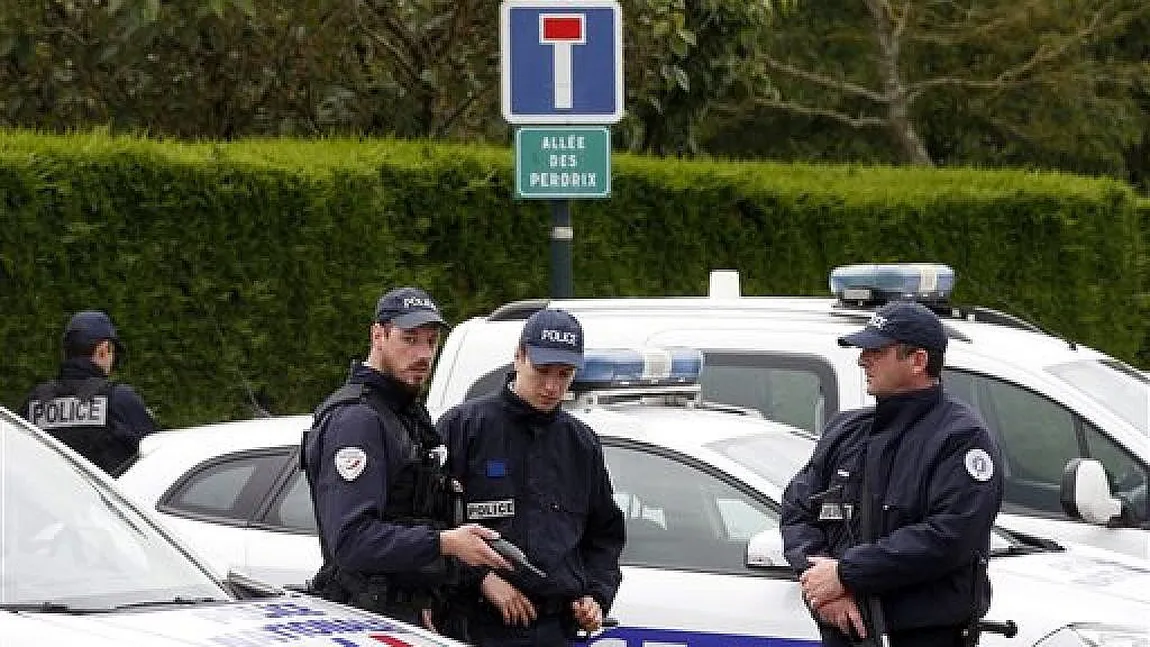 Un nou atac cu cuţitul, în Franţa. O femeie a înjunghiat două persoane într-un supermarket