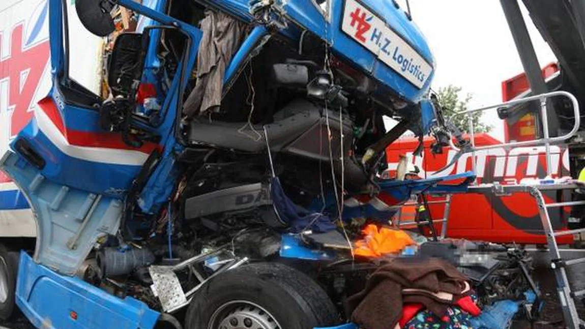 O nouă tragedie rutieră cu români, în Europa. Doi şoferi au murit într-un accident, în Austria