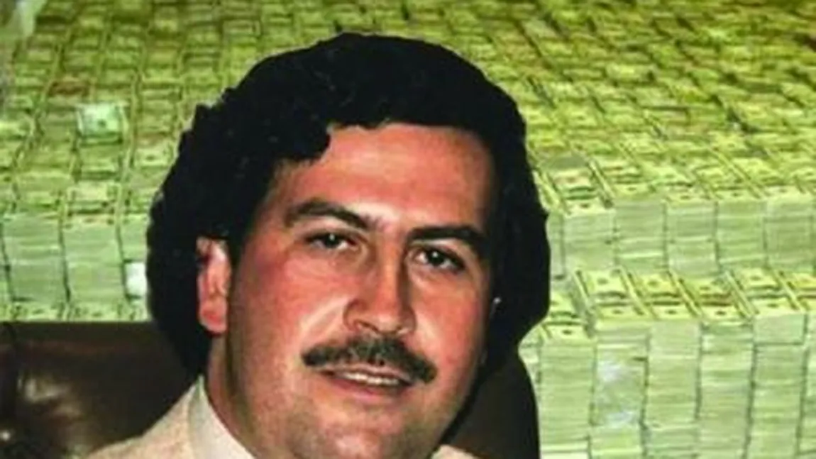 Cum arată mormântul lui Pablo Escobar. Are gresie Versace, brăduleţi şi pietre funerare placate cu aur GALERIE FOTO