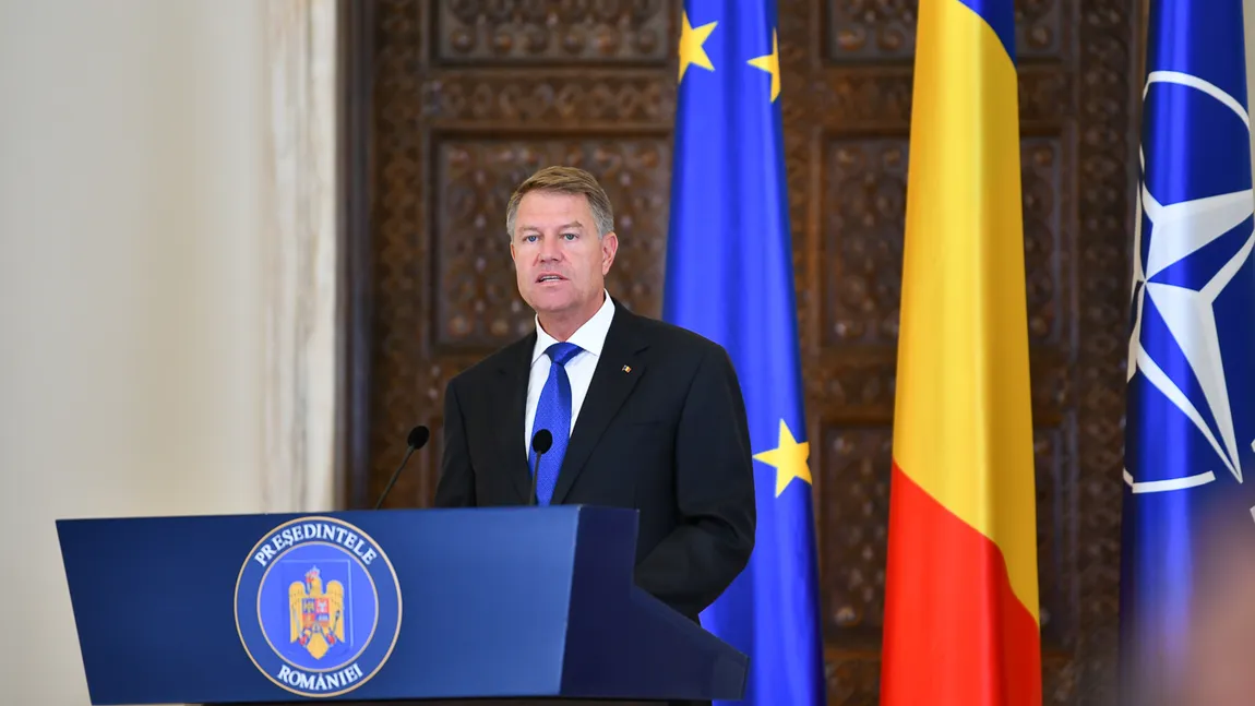 Klaus Iohannis a promulgat legea de modificare a Statutului funcţionarilor publici