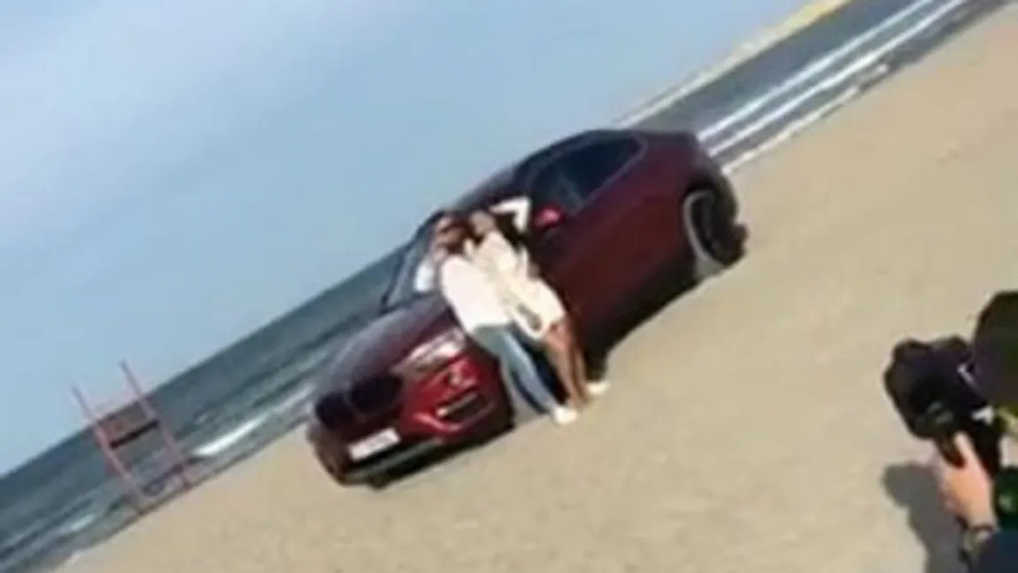 Amendă uriaşă pentru manelistul care a intrat cu maşina pe plajă. Poliţia s-a autosesizat şi l-a pedepsit