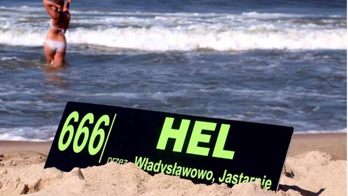 Autobuzul 666 chiar există şi are destinaţia finală în Iad. Catolicii cer interzicerea cursei