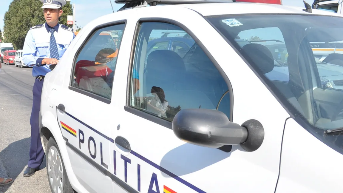 Trei persoane rănite într-un accident în Capitală, o fetiţă de 5 ani a fost transportată la spital cu fractură