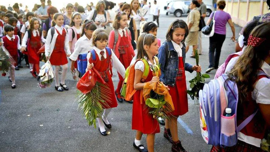 Când începe şcoala în 2018. Structura anului şcolar 2018-2019. Când intră elevii în prima vacanţă