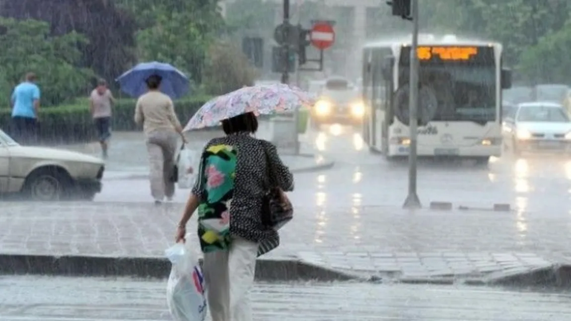 Bucureştiul, sub alertă COD GALBEN de furtuni. ANM a actualizat prognoza meteo pentru Capitală