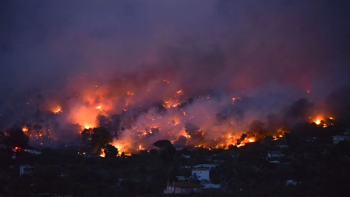 Incendiu în Grecia: Guvernul suspectează posibile 