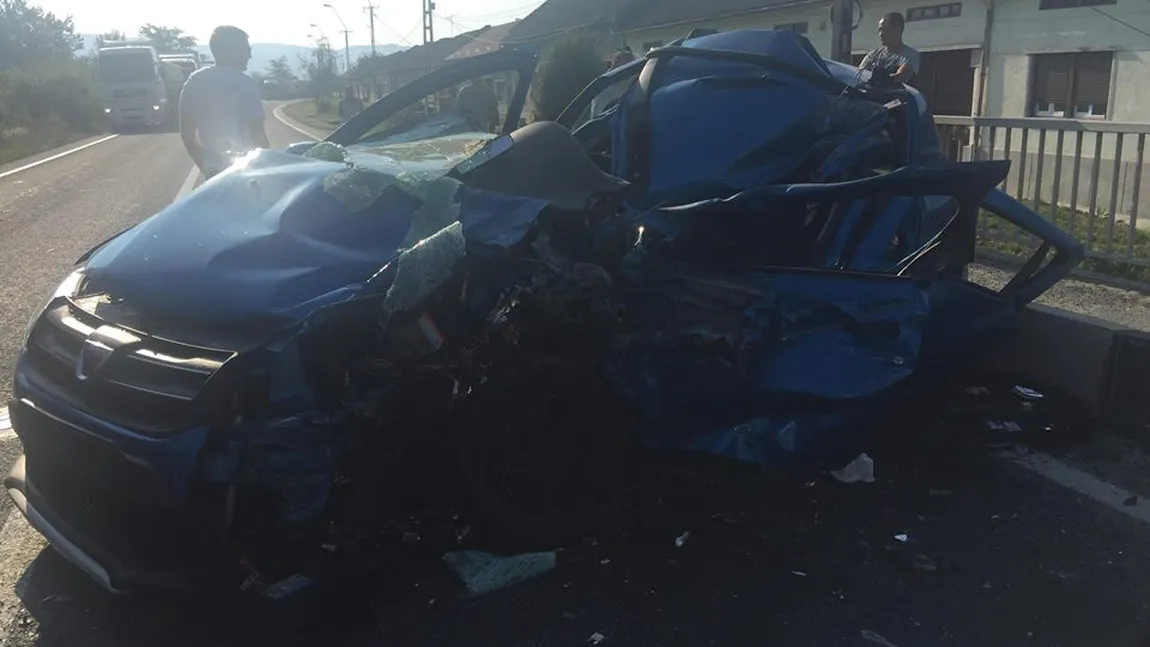 Accident mortal în Timiş. Şoferul unui autoturism a murit pe loc