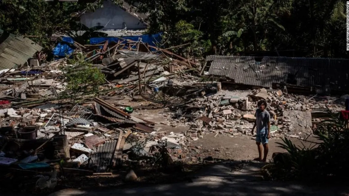 Bilanţul seismului din Indonezia: Numărul persoanelor decedate a ajuns la 387
