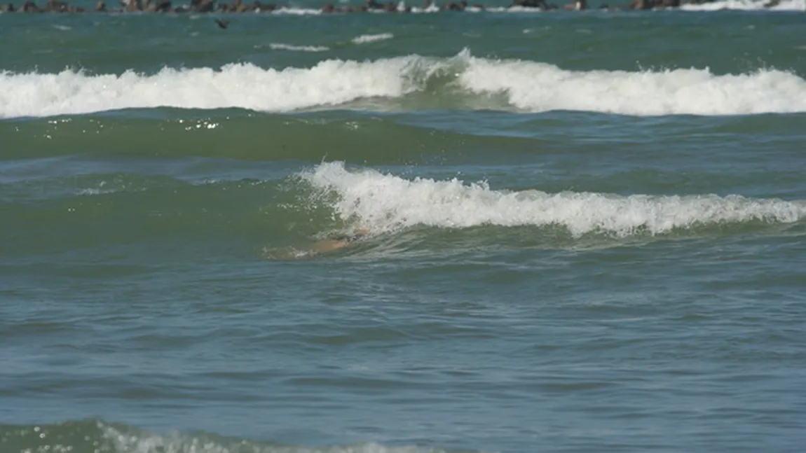 O fată de 12 ani din Bucureşti s-a înecat în mare, la Mangalia