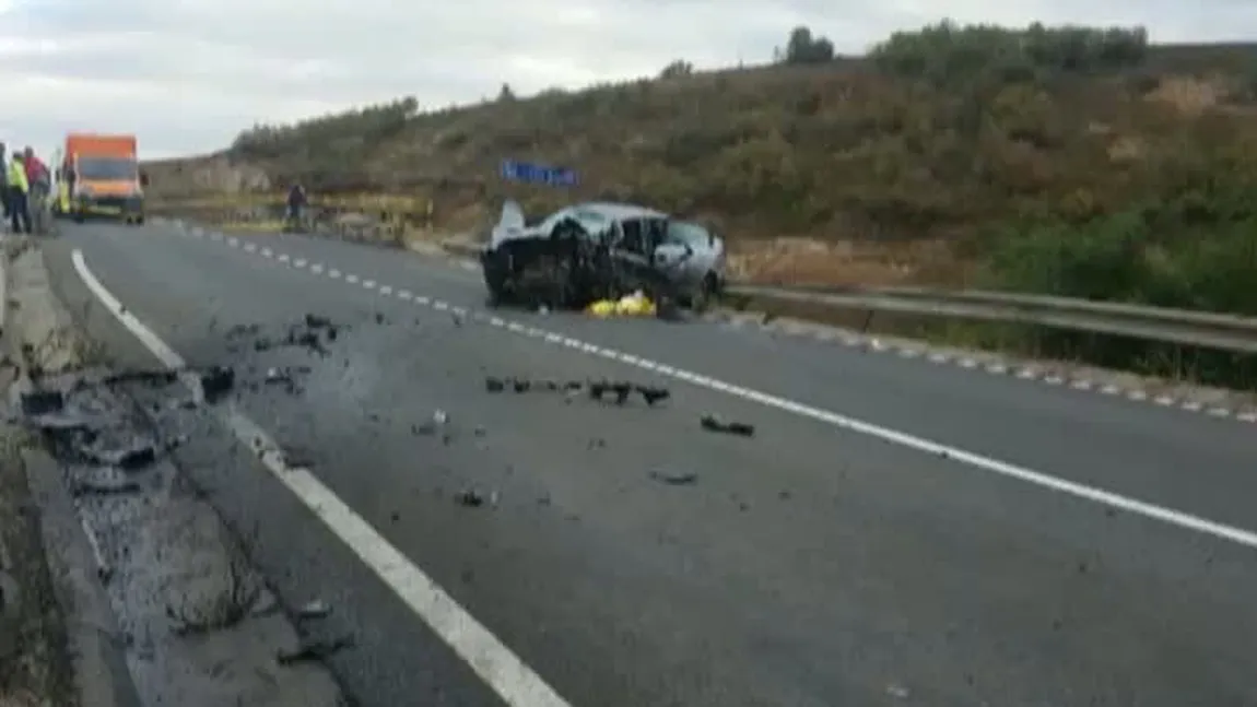 Accident cumplit provocat de un fost poliţist. Trei oameni au murit, iar alţi doi au fost răniţi