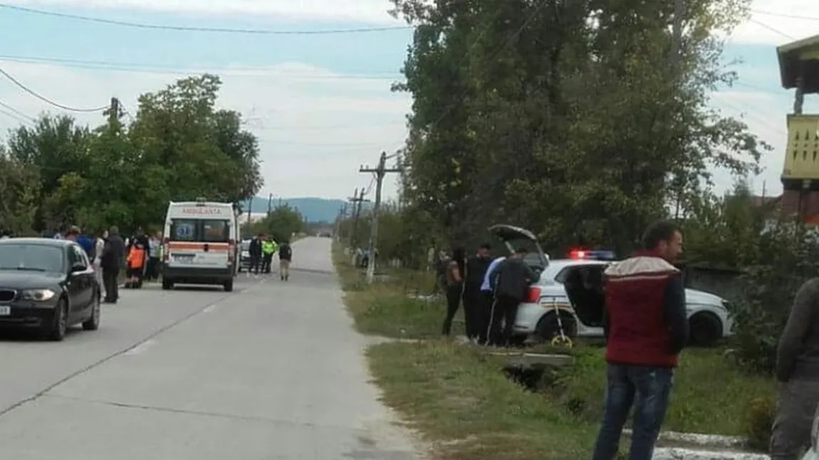 Un copil de cinci ani a murit după ce a fost lovit în plin de o maşină. Fiul şoferiţei vinovate şi-a pierdut viaţa în acelaşi loc
