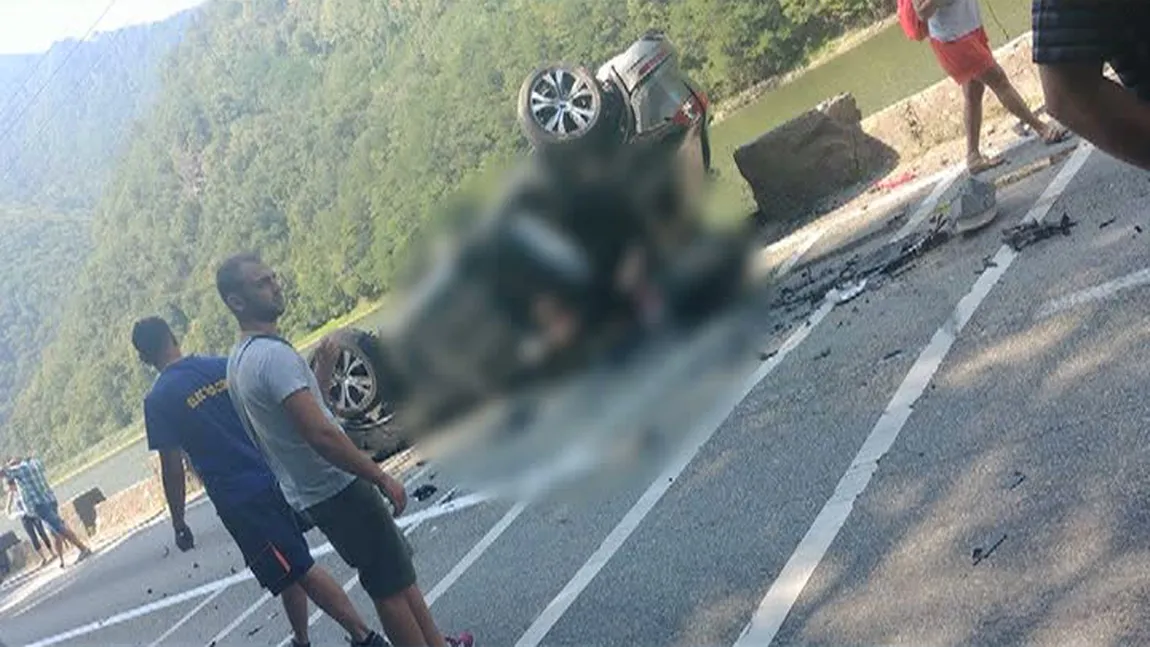 Accident grav pe Valea Oltului. Patru persoane, printre care şi un copil, au fost rănite