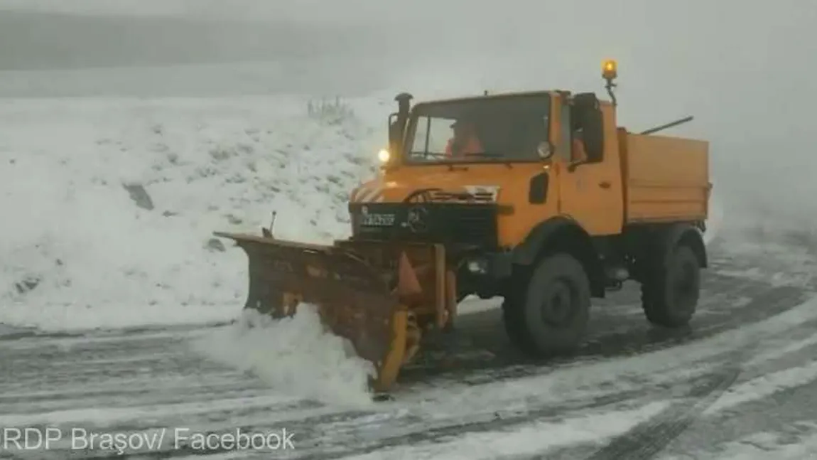 Ninsori puternice la munte, unde stratul de zăpadă atinge 10 centimetri. Drumarii au început deszăpezirea