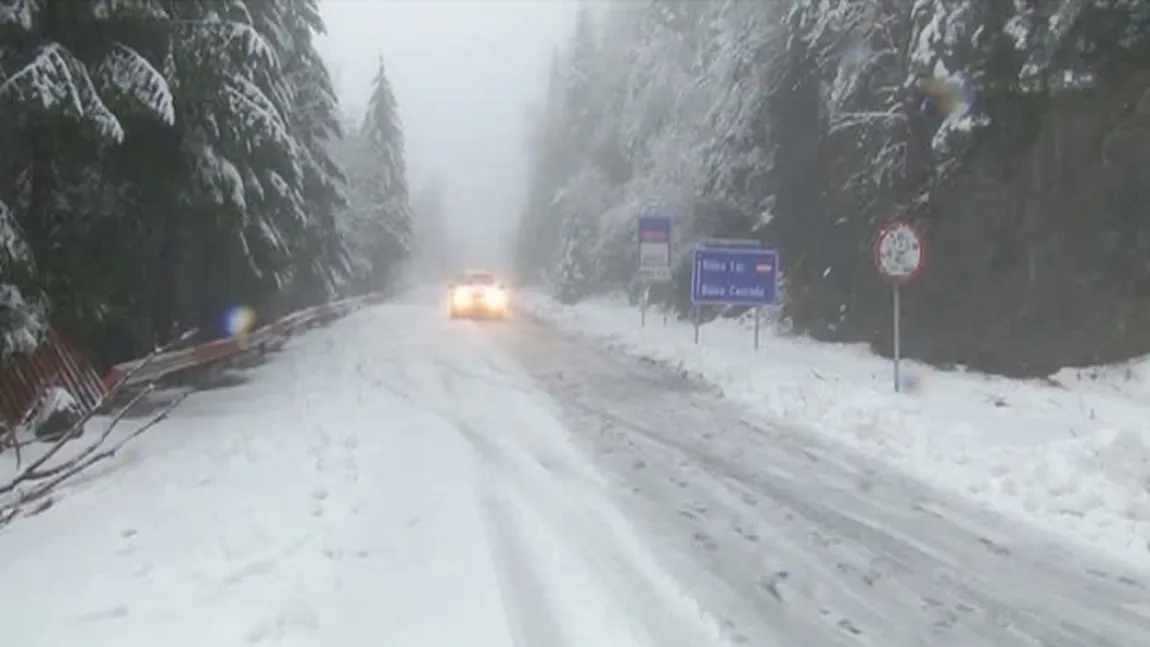 Ninsori anunţate în weekend. Stratul de zăpadă măsoară 20 cm în zonele montane înalte. Avertismentul salvamontiştilor