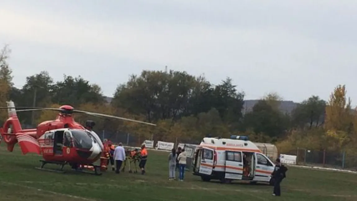 Accident grav pe DN 71 în zona Aninoasa. Un elicopter SMURD a intervenit pentru preluarea unui rănit