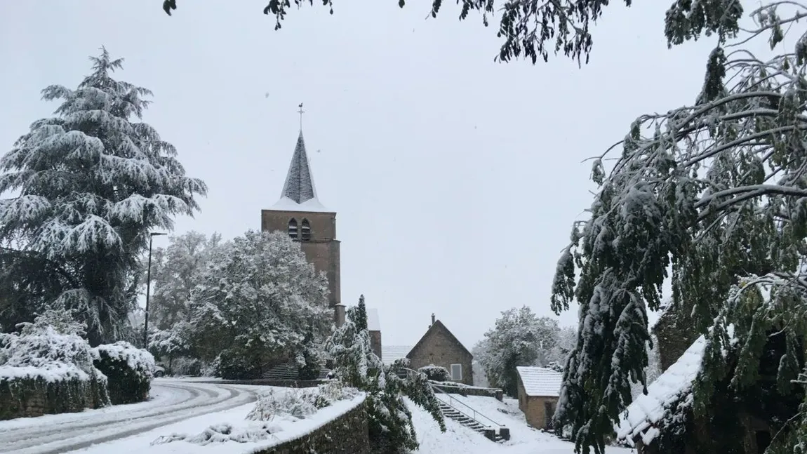Prima zăpadă în Franţa, în acest sezon. Este cod portocaliu de ninsoare FOTO şi VIDEO