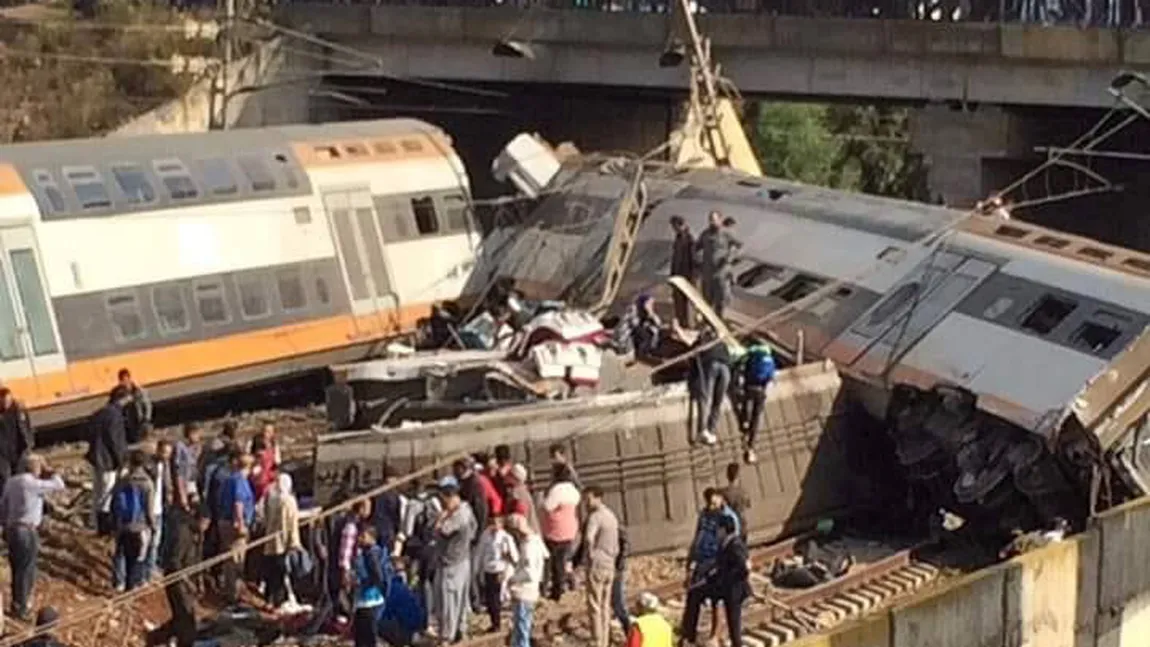 Tren deraiat în Maroc. Între patru şi zece persoane ar fi murit şi o sută au fost rănite FOTO şi VIDEO