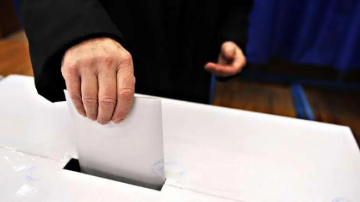 Două referendumuri invalidate în România, într-o singură zi. Ce s-a întâmplat cu al doilea scrutin la care au fost chemaţi oamenii