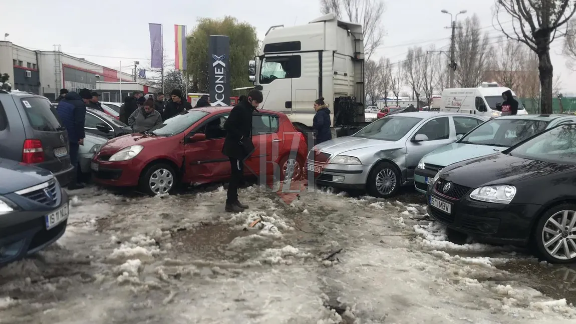 Șoferul beat care a distrus nouă mașini dintr-o parcare din Iași a fost arestat preventiv pentru 30 de zile