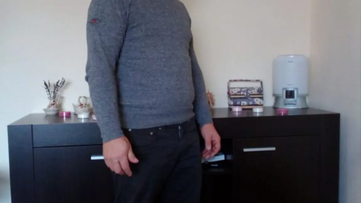 Un tânăr a descoperit 95.000 de euro într-un dulap second-hand cumpărat de pe internet. Ce a făcut mai departe