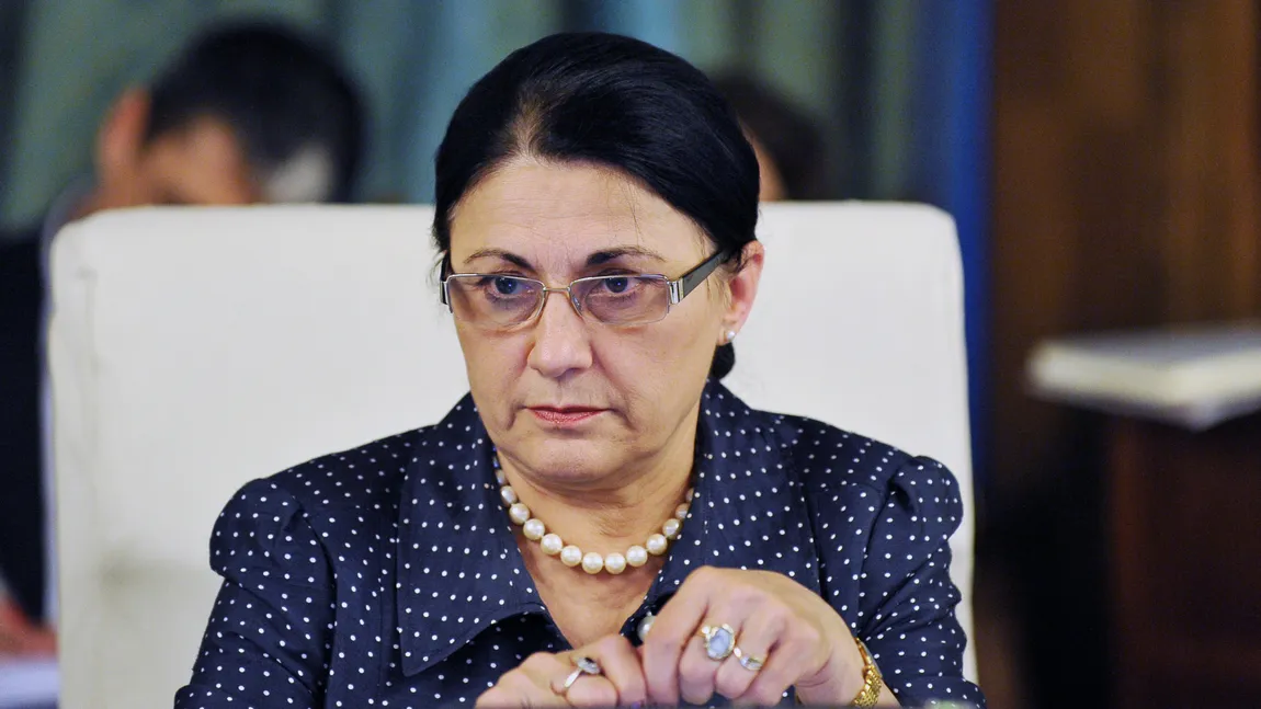 Ecaterina Andronescu vrea o nouă lege a învăţământului: Ce vrem noi de la cei şcoliţi?