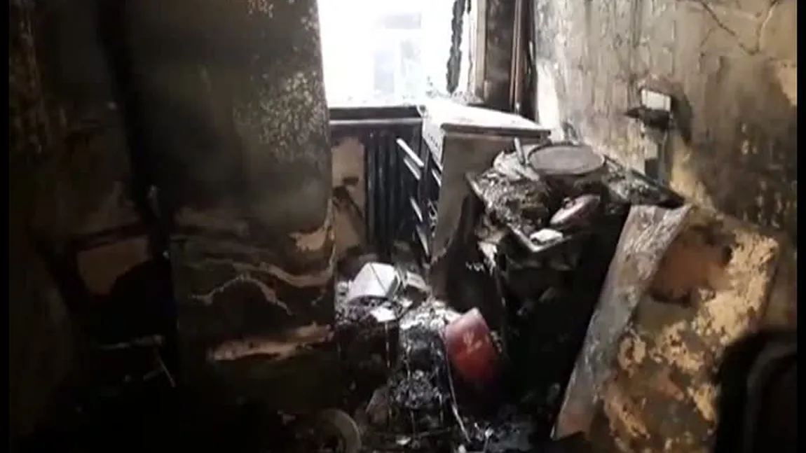 Alexandru Băiaşu, tânărul care a ars în incendiul de la Piatra Neamţ, a murit la spital în Belgia. Reacţia ministrului Sănătăţii