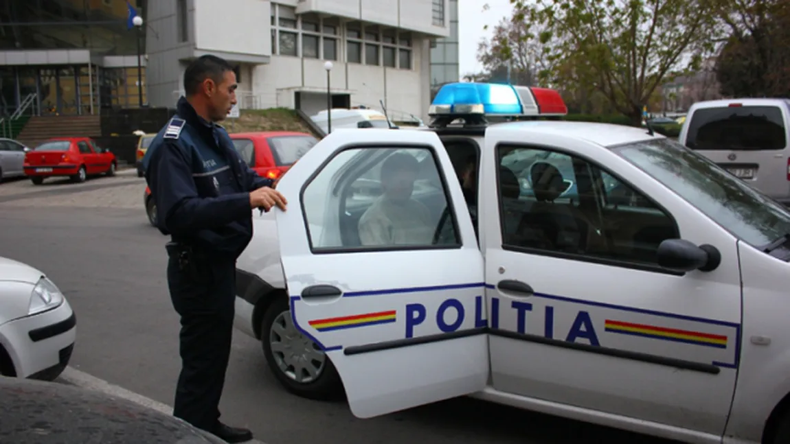 Constanţa. Un bărbat suspectat de furt a părăsit sediul unei secţii de poliţie, unde fusese dus pentru audiere