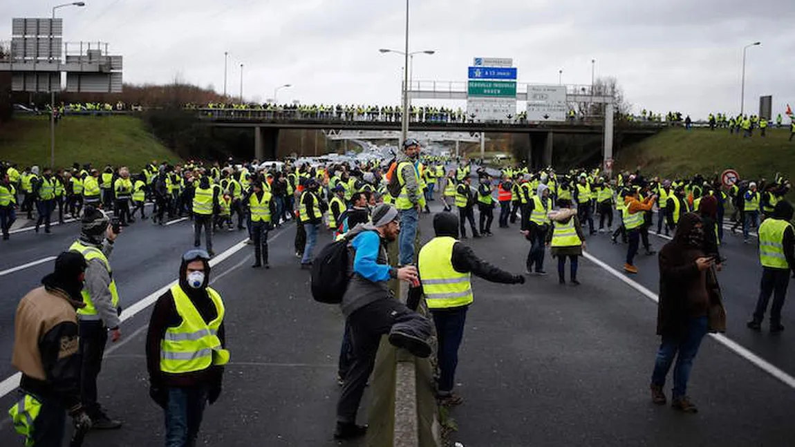 A şasea Vestă Galbenă ucisă de la începutul protestelor. Un tânăr de 22 de ani, lovit de camion în timpul unei manifestaţii la Avignon