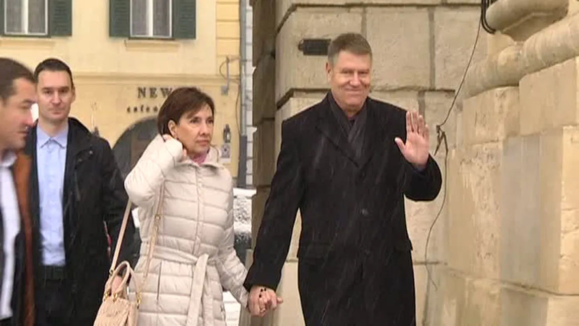 CARMEN IOHANNIS, prima apariţie publică după ce a amânat audierea la parchetul General din motive medicale VIDEO