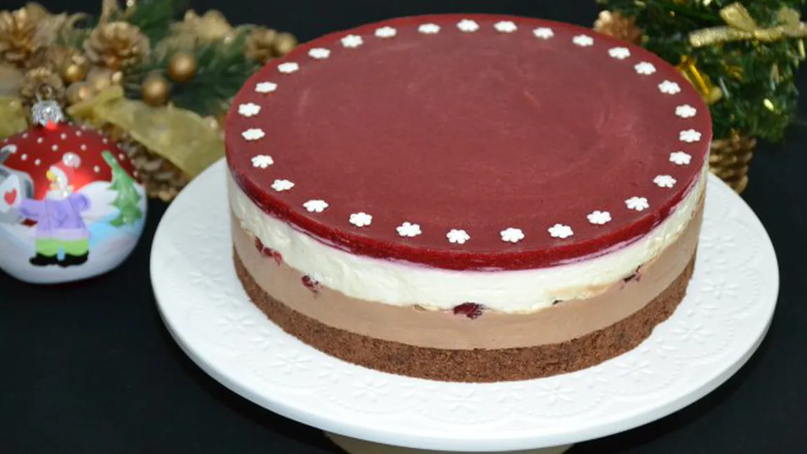 Cheesecake rece cu ciocolată şi vişine